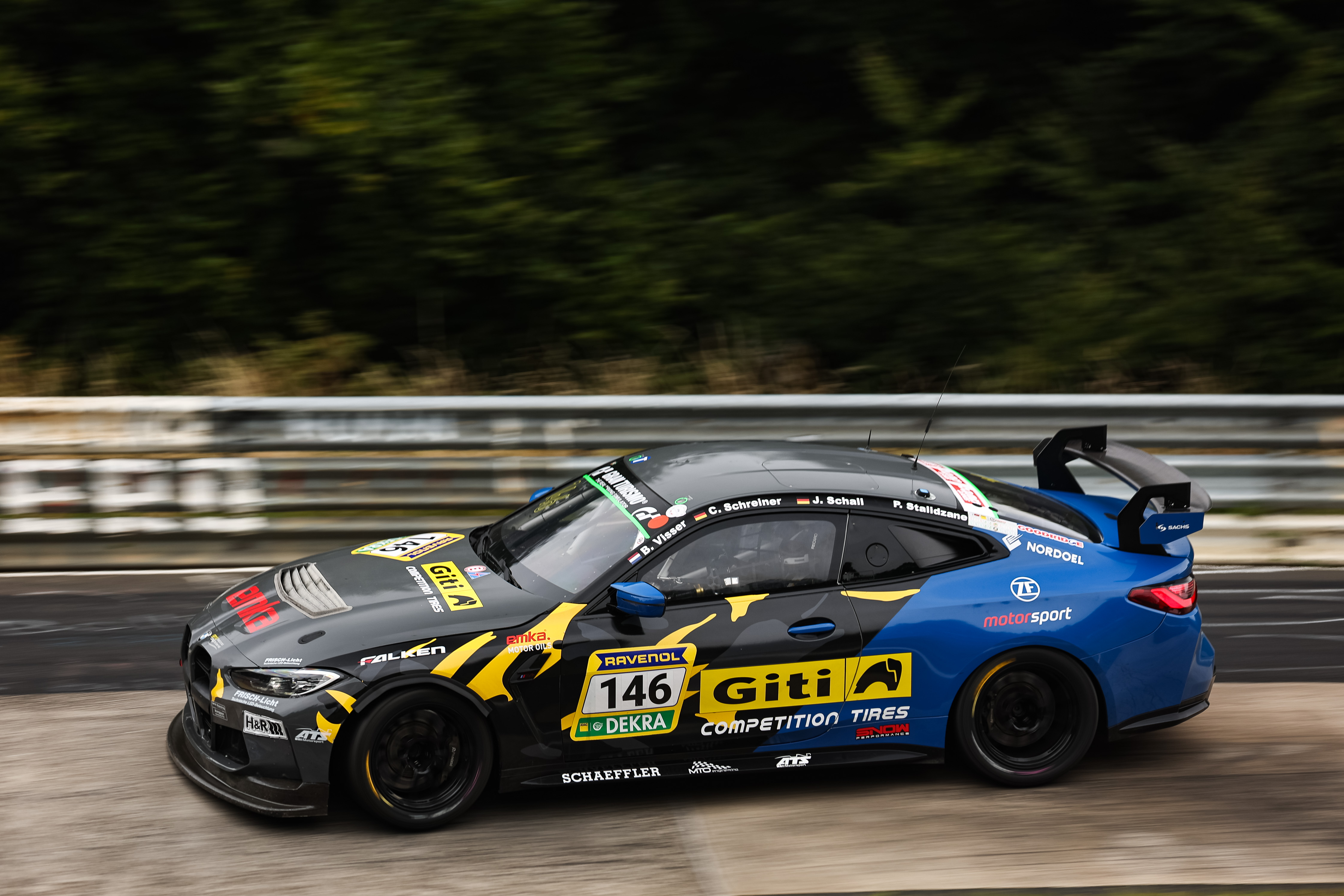 BMW M4 GT4